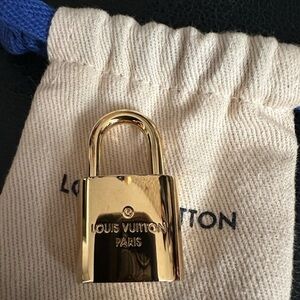 Louis Vuitton lock #443 no key